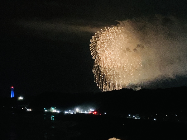 キャンプ場から眺める花火大会