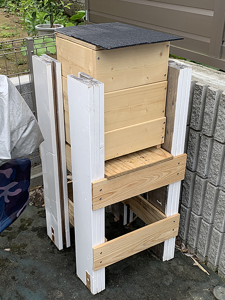 巣箱の台をDIY
