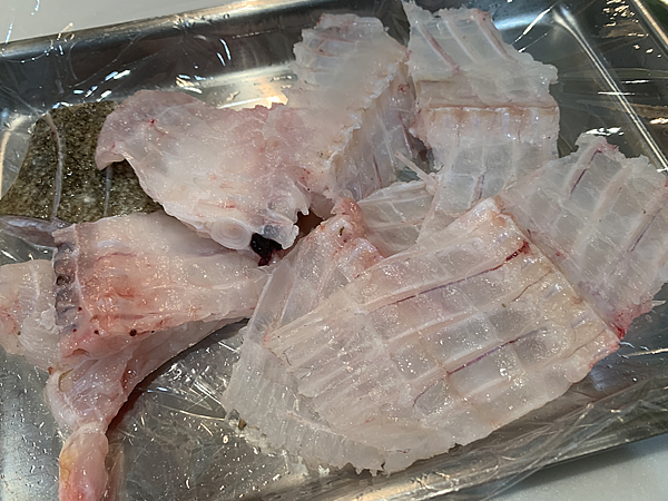 ヒラメから美味しいダシが取れる