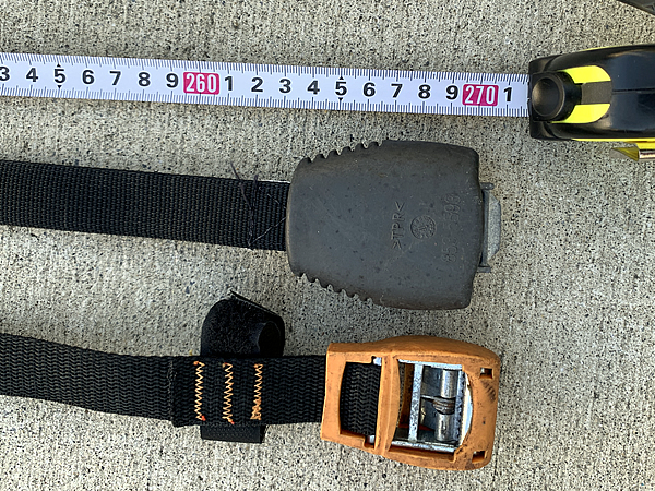 タイダウンベルトの長さは約270cmだった